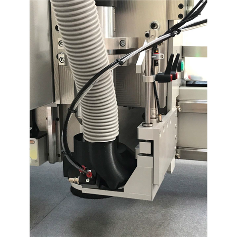 Cyclone Dust Collector with Pneumatic Parking & Spray Cooling – ATC-Ready Cleanup for CNC Milling